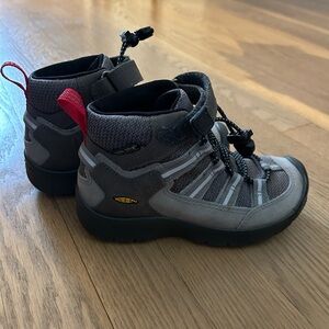 KEEN Kids' Black and Red Boots